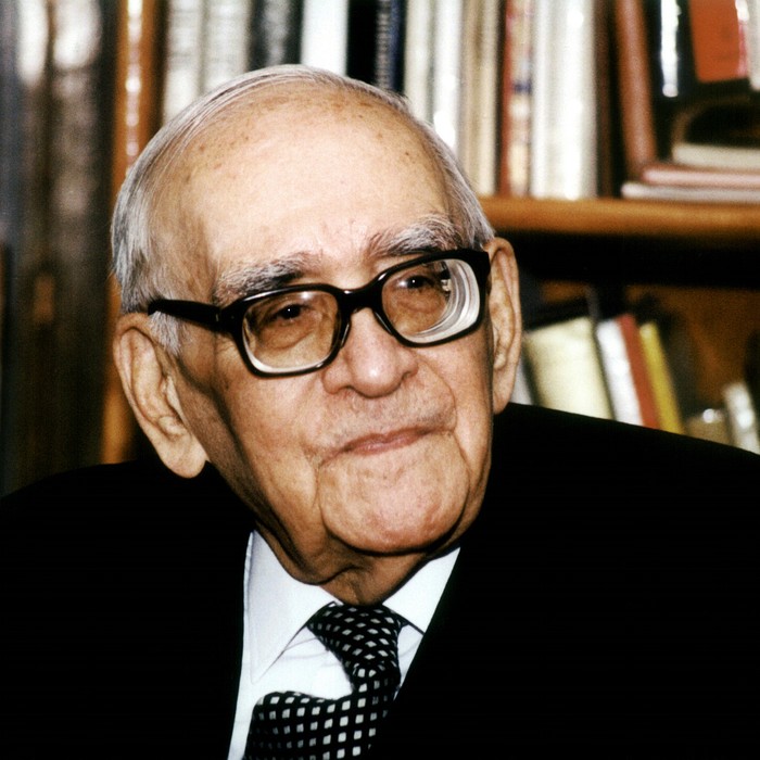 دکتر سید محمود حسابی
